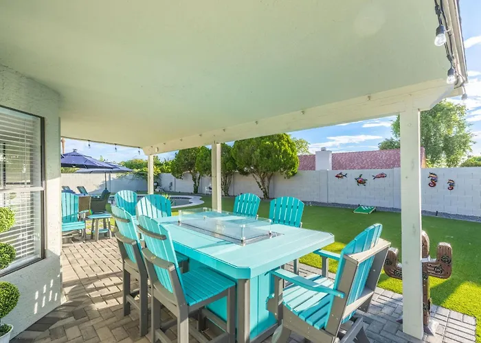Holiday home New Alta Retreat Pool Games & Sleeps 10