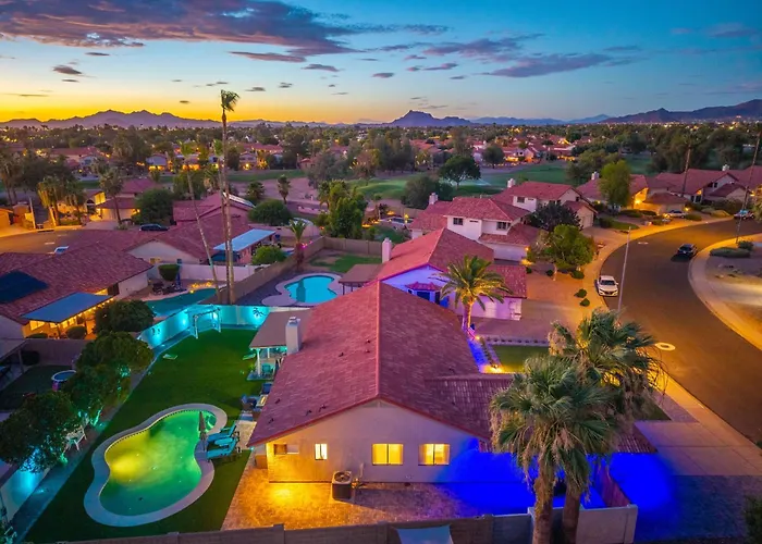 Holiday home New Alta Retreat Pool Games & Sleeps 10